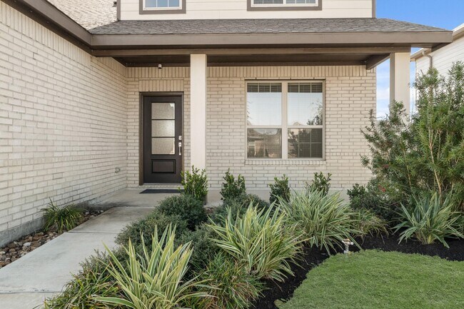 Photo - 5026 Lavaridge Dr