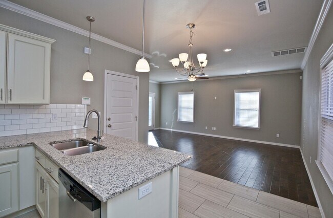 Photo - 3805 W Pawnee Rd
