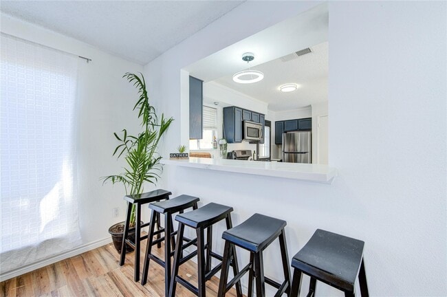 Photo - 3927 Summit Valley Dr