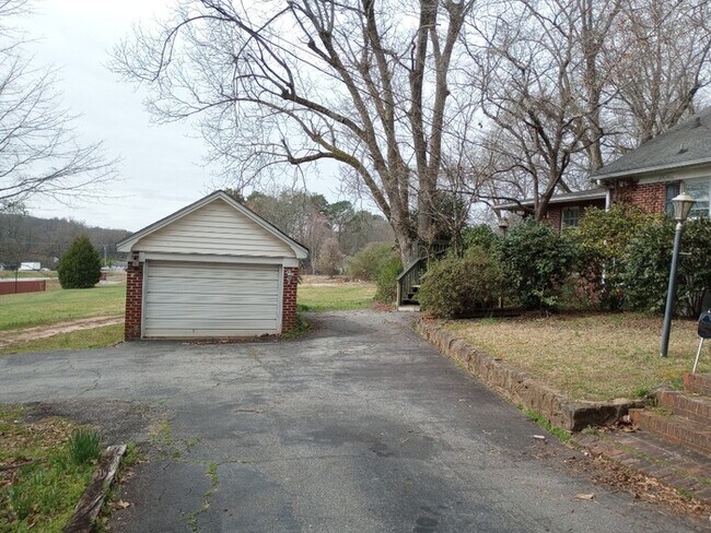 Photo - Beautiful Home in Easley