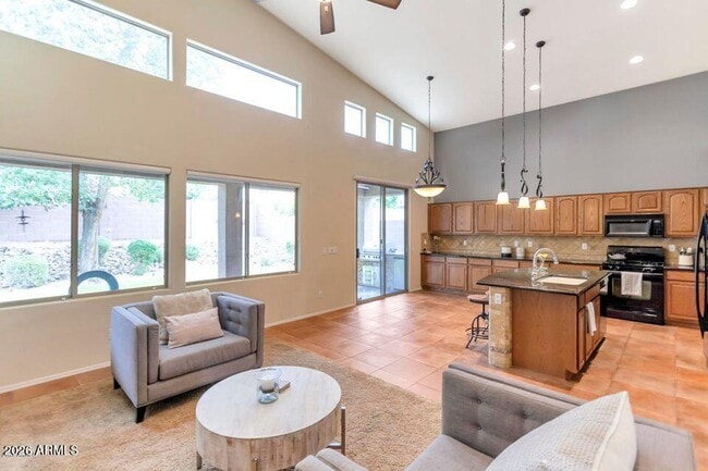 Photo - 2244 W Spur Dr