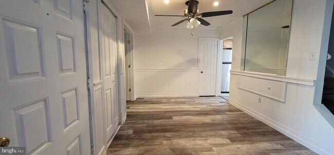 Photo - 2209 Greenwood Dr