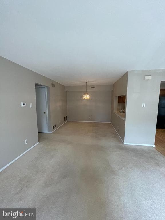 Photo - 5207A Adelaide Dr