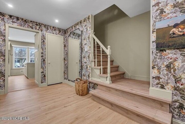 19 Fieldstone Ln