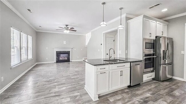 Photo - 4072 Fountain Grove Dr