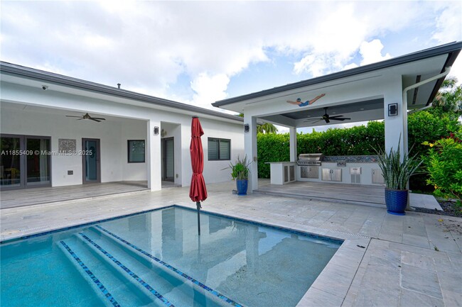 Building Photo - 2521 SW 105th Ave Rental