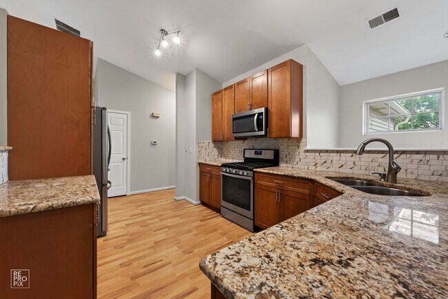 Photo - 268 Southwicke Dr