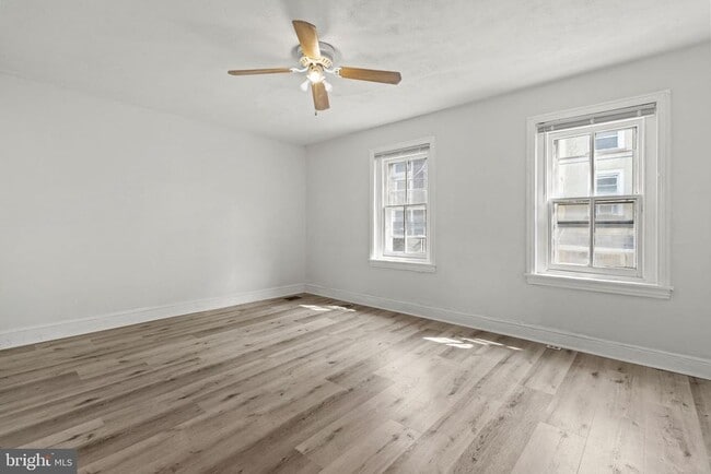 Building Photo - 4330 Fleming St Rental