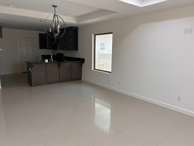 Photo - 1615 Dra Eve Perez Lane