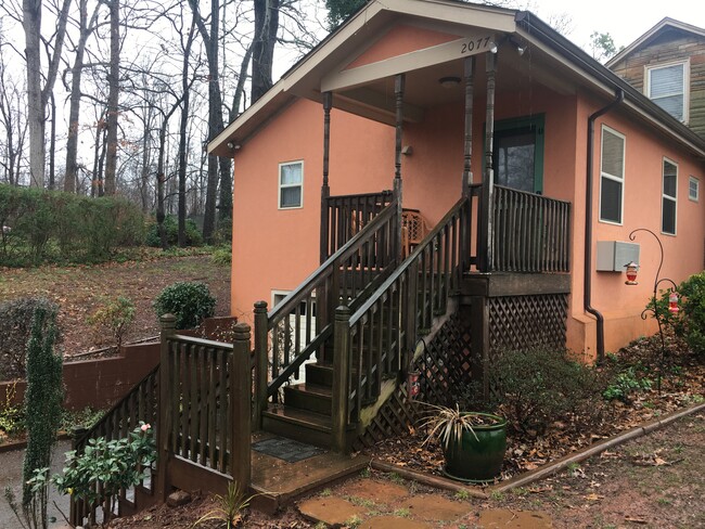 Front steps and entrance - 2077 Davie Ave Unit 1