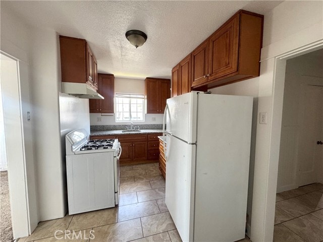 Photo - 468 W 2nd St