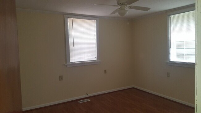 Photo - 151 Hannah Pickett