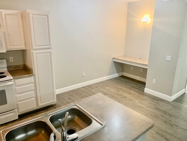 501 Gibson Dr Unidad 314