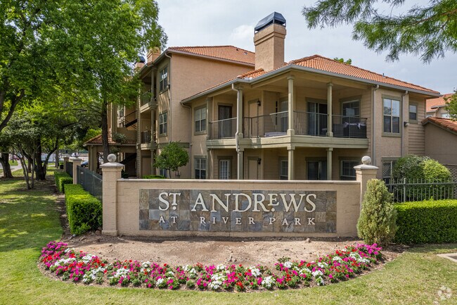 Building Photo - St. Andrews at River Park Apartments