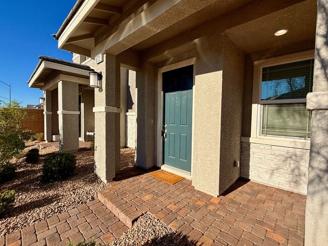 Photo - 3 BED 2.5 BATH 2 CAR GARAGE MODERN TOWNHOM...