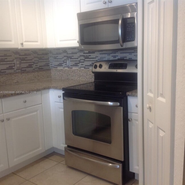 Photo - 11401 NW 89th St Unit 105
