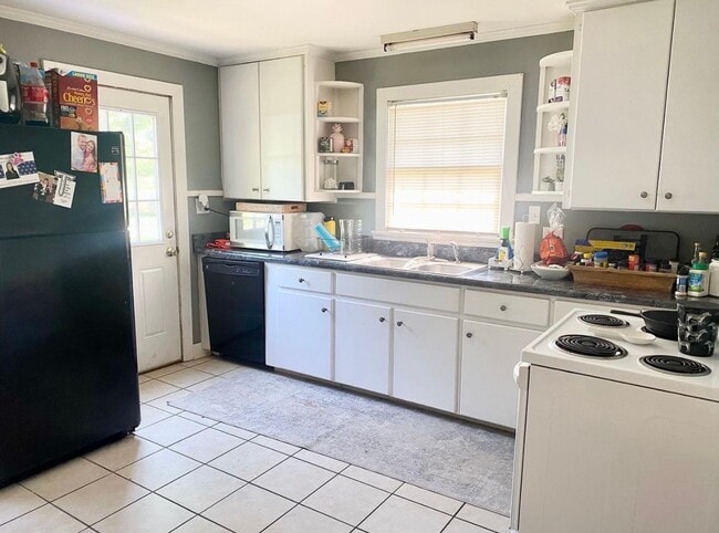 Photo - 3 Bedroom 2 bath home on Park Street