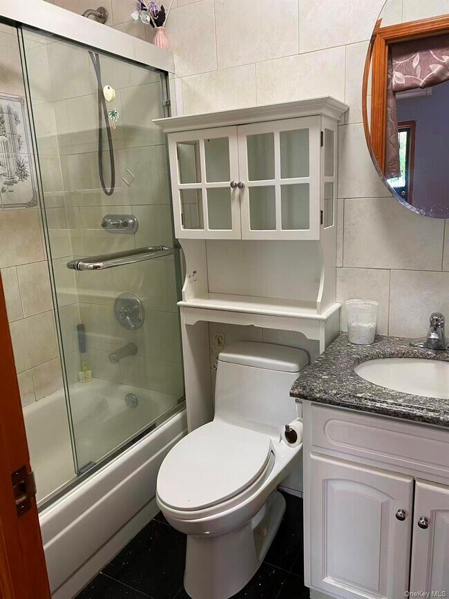 Photo - 142-44 56th Rd