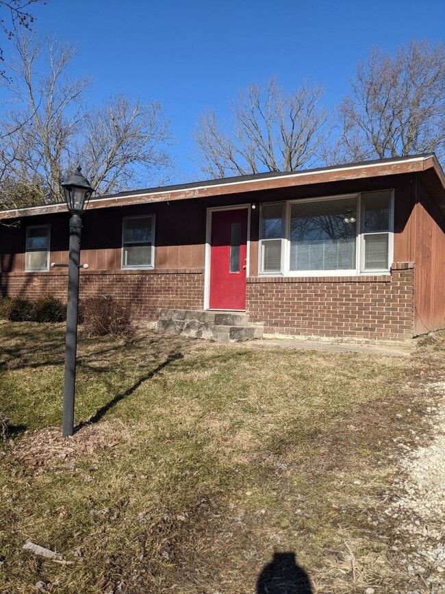 Building Photo - 302 Proctor Ln Unit B