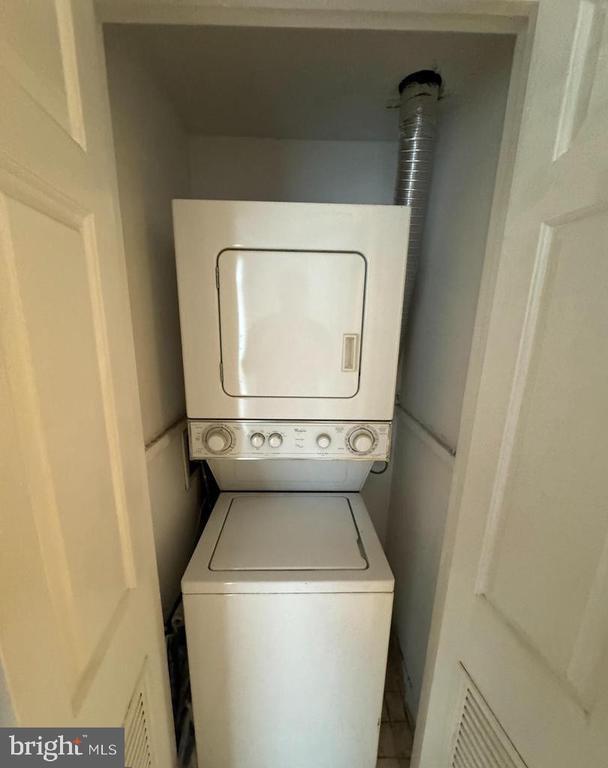 Photo - 115 S Lee St Unit BH404