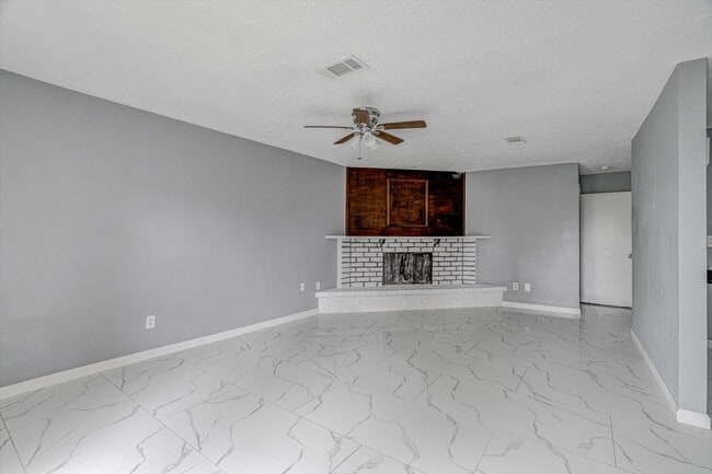 Photo - 14618 Flair Dr