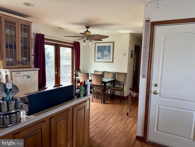 Photo - 507 N Main St