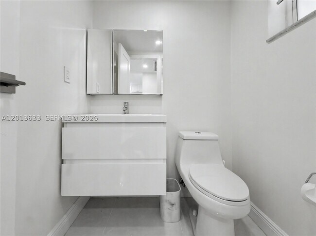 Photo - 100 Edgewater Dr Unit 204