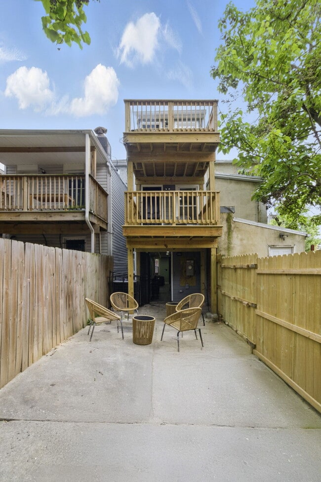 Photo - 1232 W Lombard St