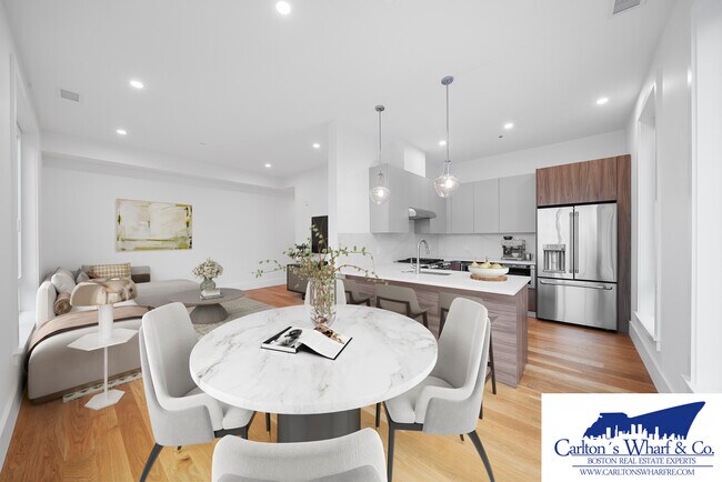 Building Photo - 218 Old Colony Ave Unit 202