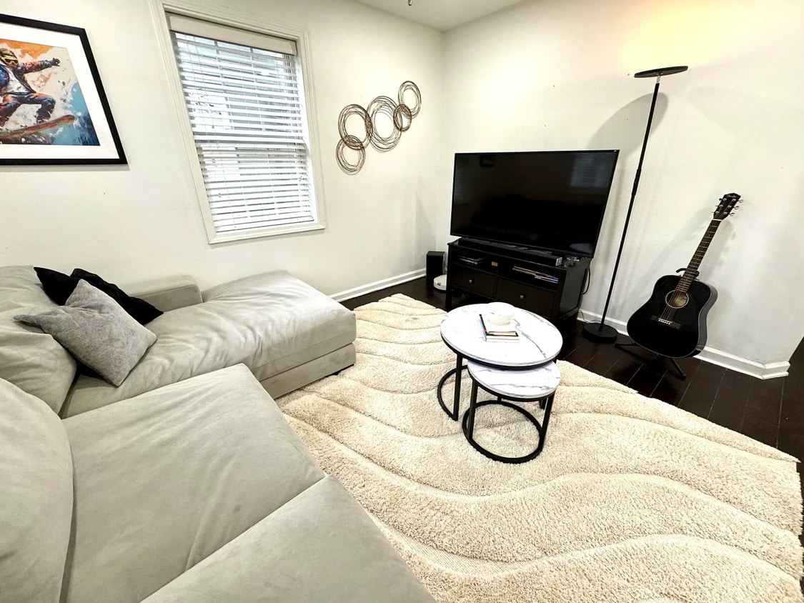 Living Room - 559 Morgan St NE (Atlanta, GA)