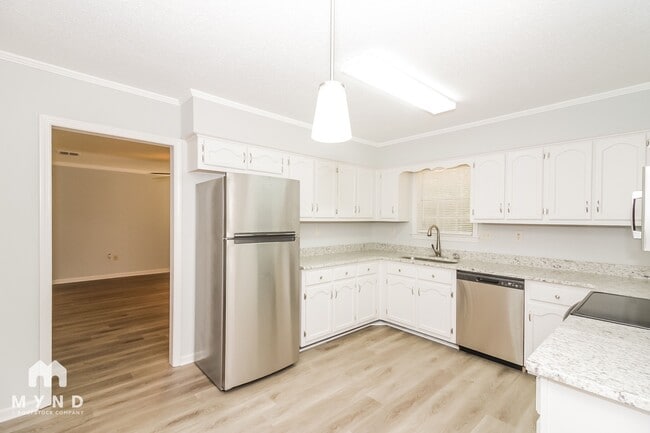 Photo - 6868 Rockbrook Dr