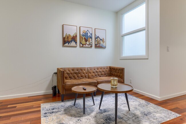 Photo - 440 Richards St Unit 301