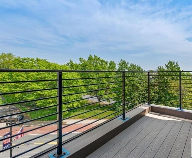 Photo - 1 bedroom in Everett MA 02149 Unit 305