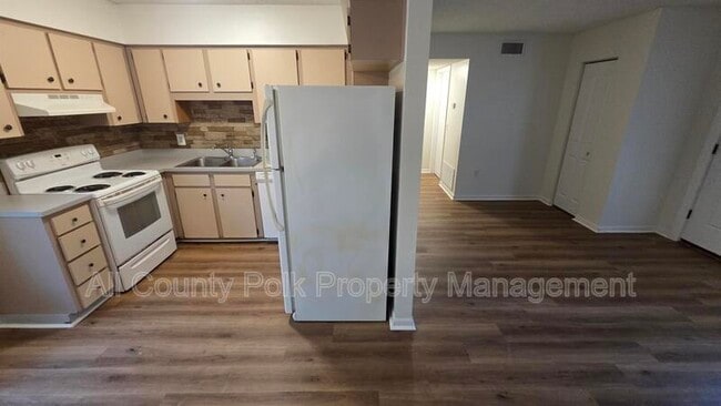 Photo - 915 Ariana St Unit Apt 21