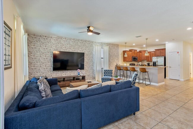 Building Photo - 1416 Moon Valley Dr