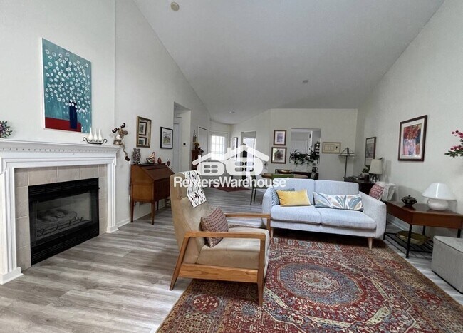 Photo - 10845 Lexington Dr