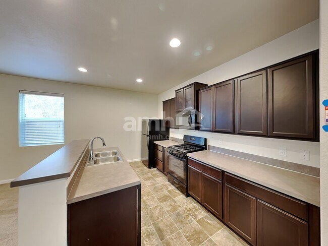 Photo - 414 NW 414th St