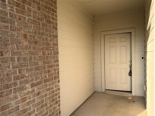 Photo - 21700 Urraca Ln