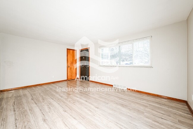 Photo - 215 Boston Hollow Rd