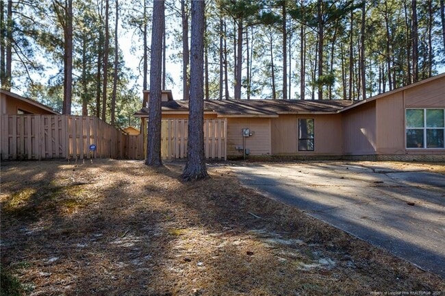 Photo - 613 Mosswood Ln