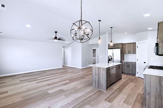Photo - 10546 W Teratai St