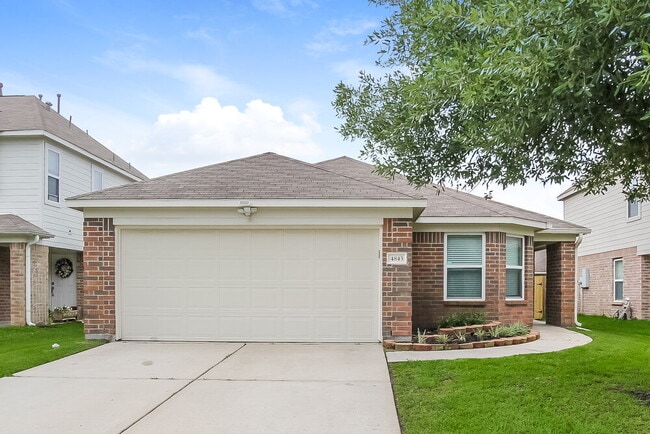 Building Photo - 4843 Fair Oak Dale Ln