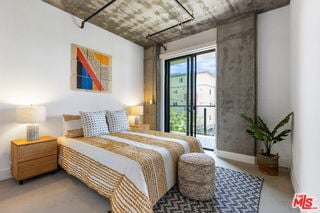 Building Photo - 3800 Mentone Ave