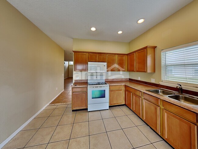 Photo - 910 Vaquero Ln