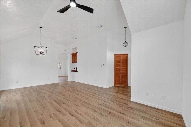 Photo - 7403 Oak Walk Dr