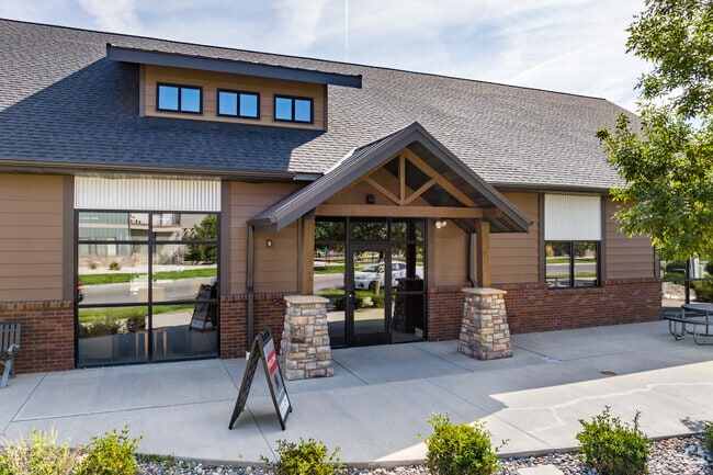 Leasing Office
