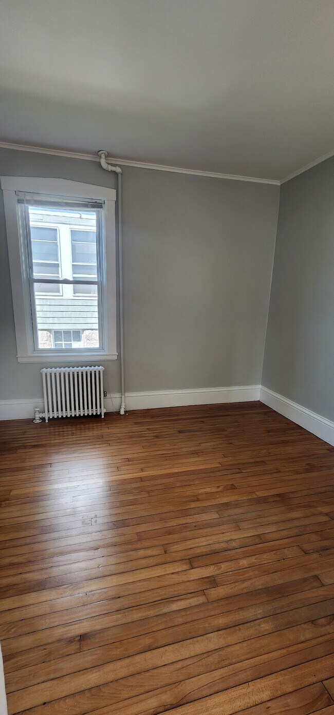 Photo - 57 Parker St Unidad 1st floor
