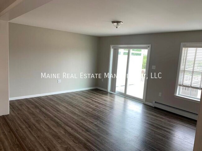 Photo - 2289 Union St Unit 3