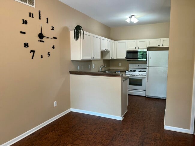 Photo - 794 Summerfield Dr