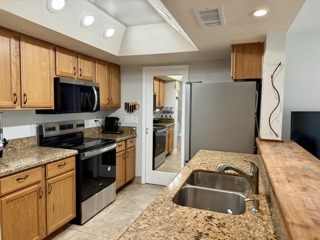 Photo - 4616 E Pershing Ave